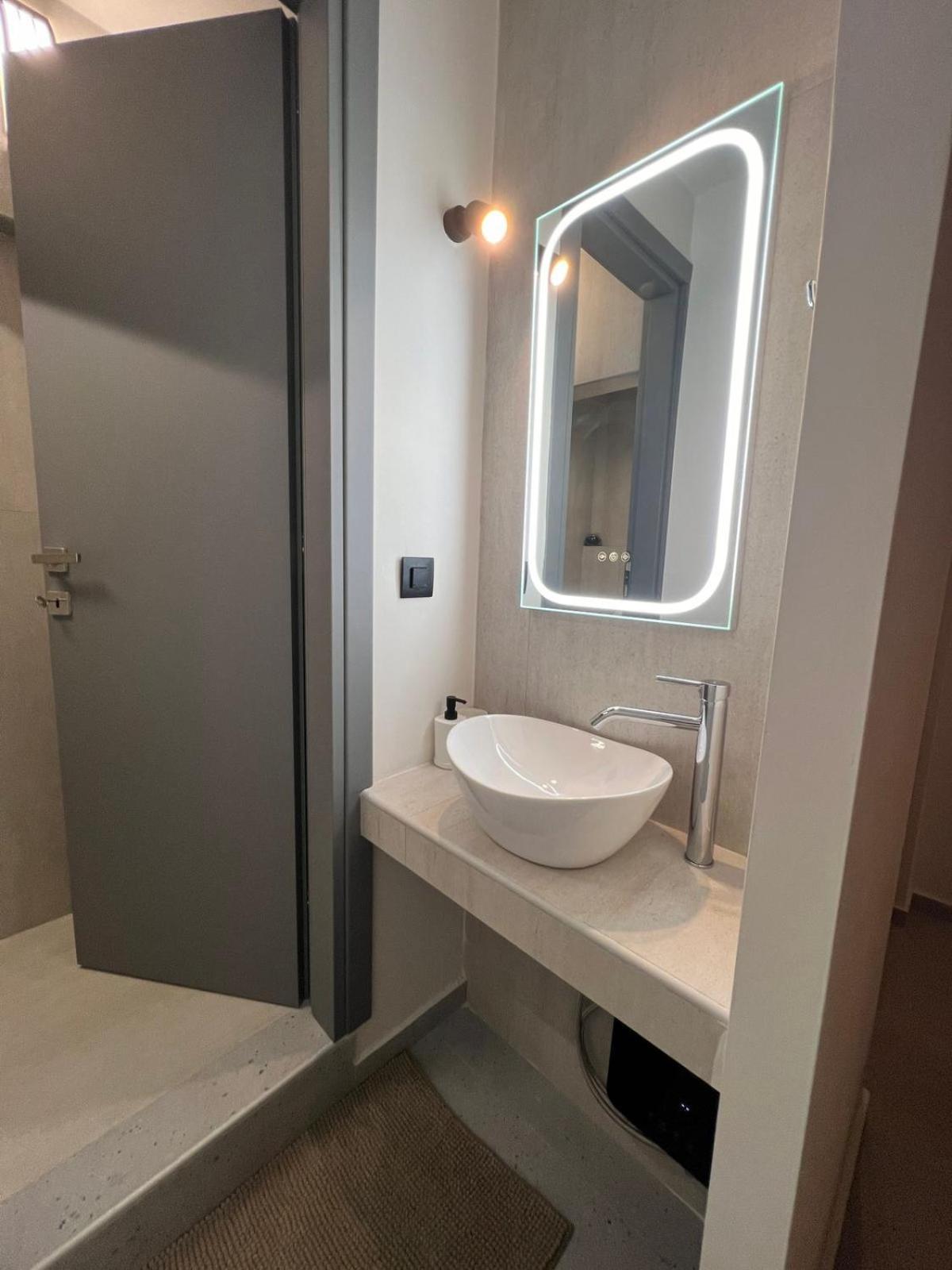 Apartment Falirou Athena Bagian luar foto